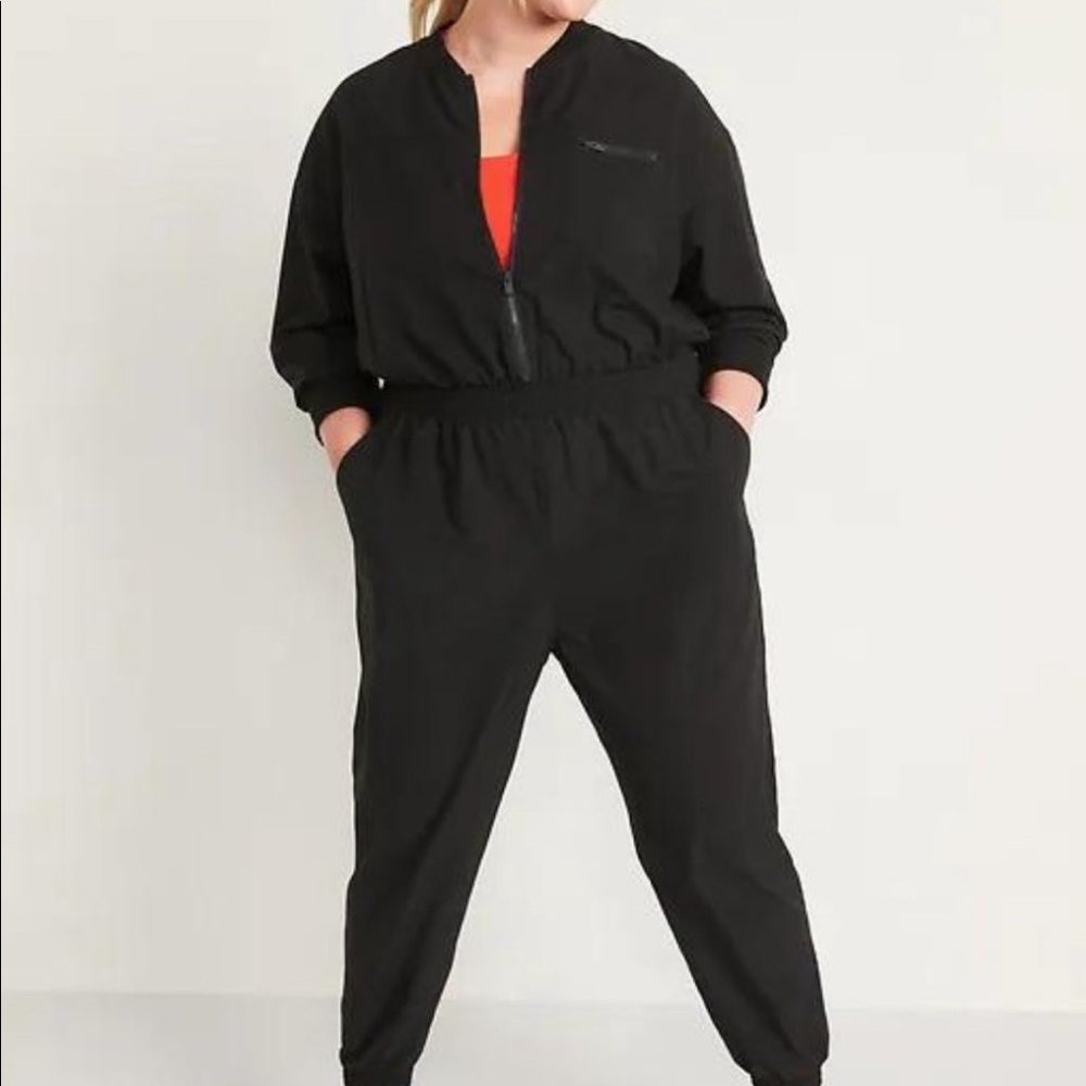 🟢NWT🟢 Old Navy StretchTech Cropped Zip Bomber Jumpsuit for Women